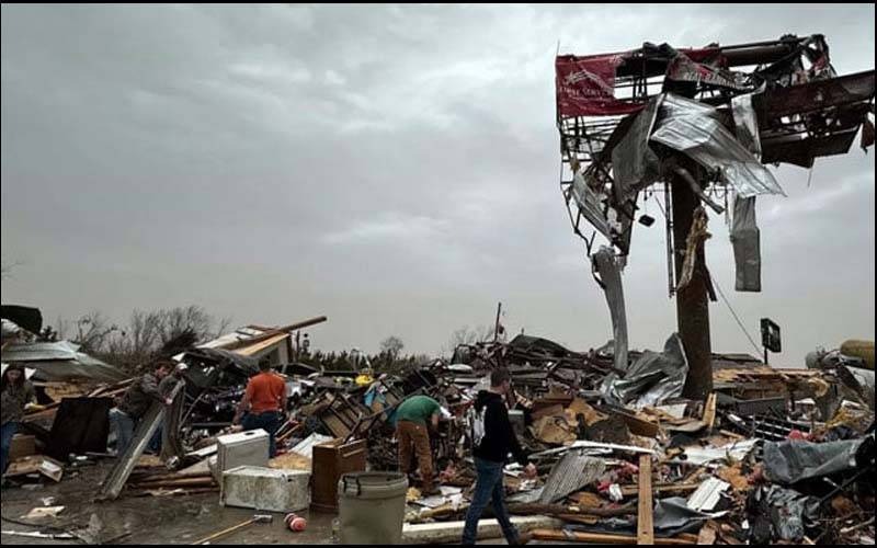 امریکہ میں طوفان ، 37 افراد ہلاک ، درجنوں زخمی 