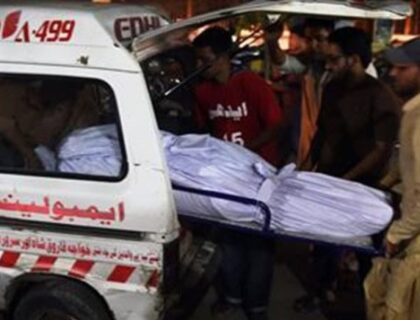 کراچی: گھر کی چھت گرنے سے ایک ہی خاندان کے 6 افراد جاں بحق