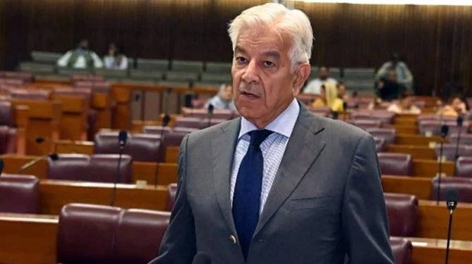 جنرل باجوہ، فیض حمید اور عمران خان نے دہشتگردوں کو واپس بسایا،خواجہ آصف