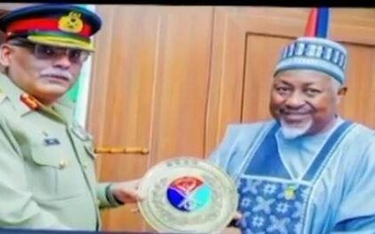 چیئرمین جوائنٹ چیفس جنرل ساحر شمشاد مرزا کا دورہ نائیجریا،وزیر دفاع اور فوجی سربراہان سے ملاقاتیں