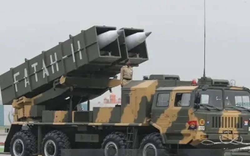 پاکستان کے فتح میزائل کی کیا خصوصیات ہیں ؟ جانئے